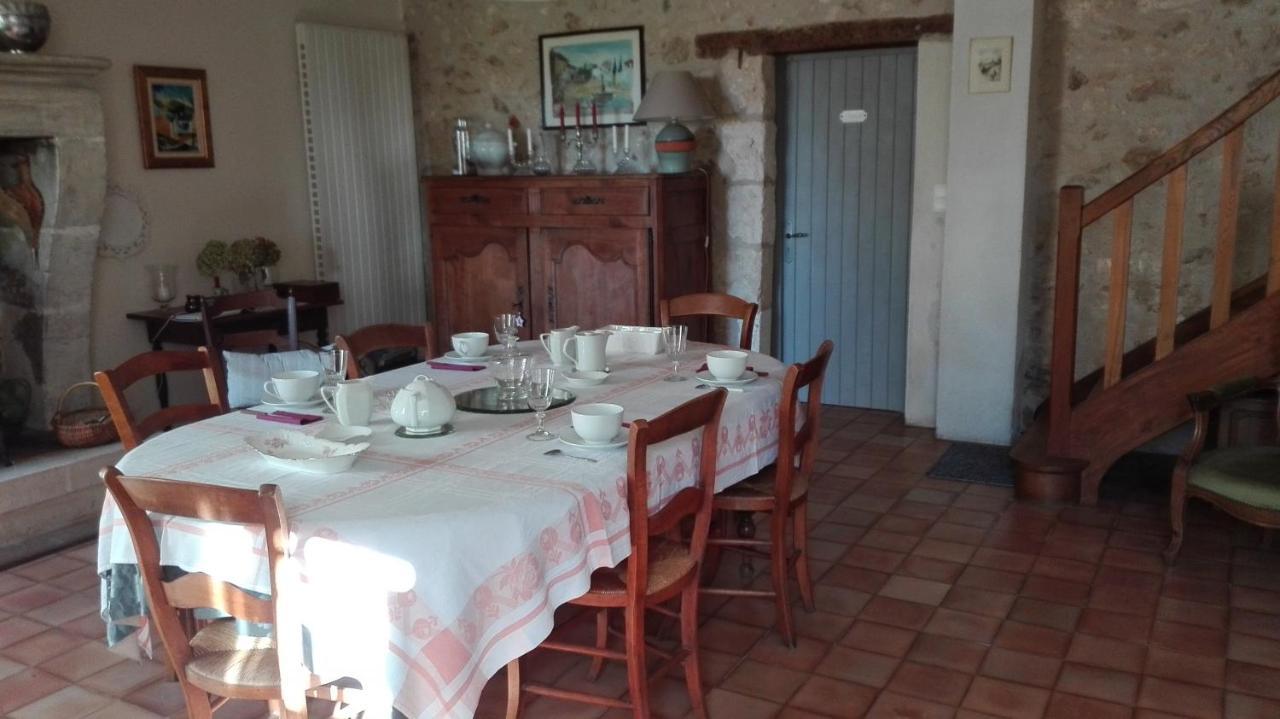 Lembaudie Saint-Privat-des-Pres Exterior photo